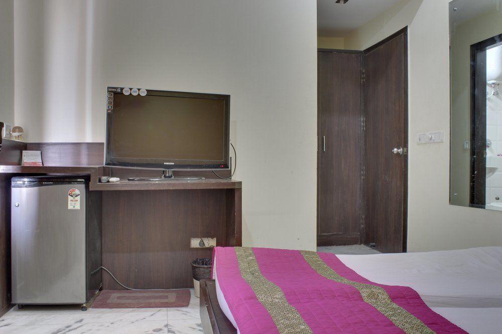 Oyo Rooms, Cyber Park Gurgaon Exterior foto